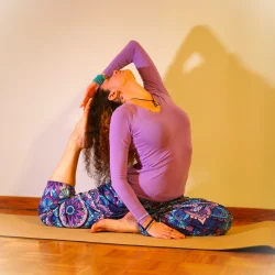 Yoga met Anna Anuttara